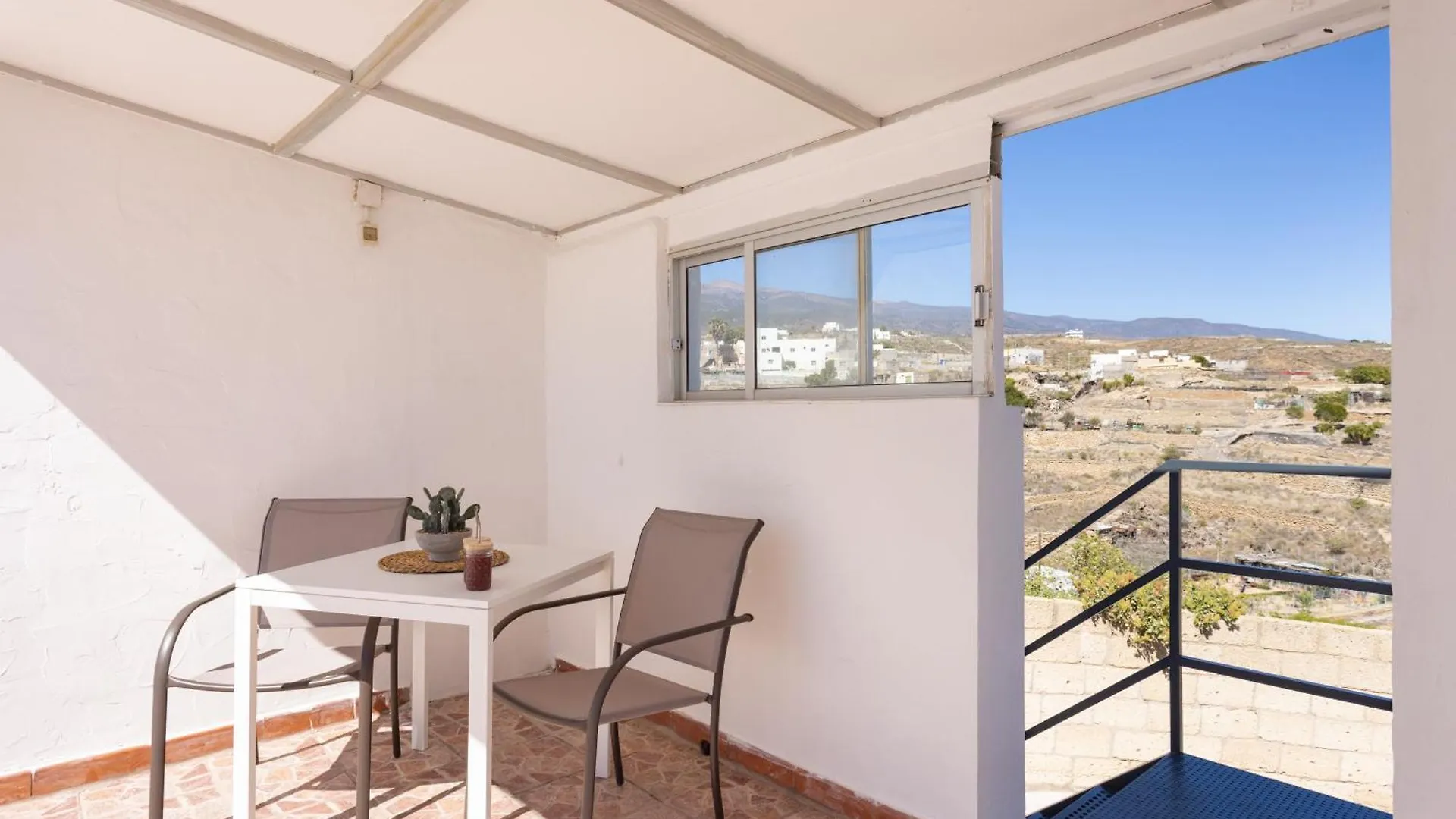Διαμέρισμα Apartamentos Y Estudios Oasis Tenerife Rentals Con Piscina Climatizada Y Cocina Exterior El Draguito